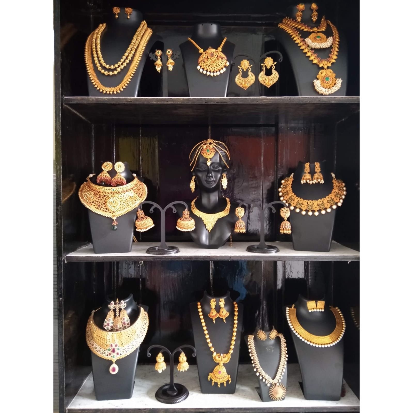 white-IMG-20250123-WA0019